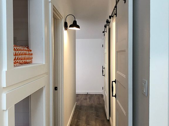 5th image of 57057 Abbot House Ln APT 19