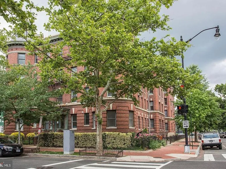 1201 Q St NW #105 — Photo 3