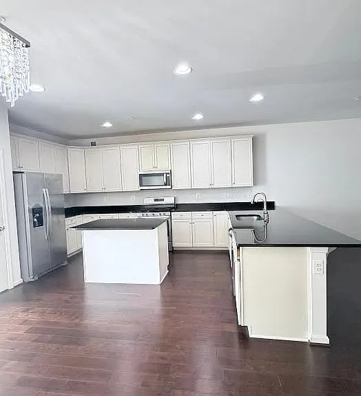 7728 Dagny Way — Photo 4
