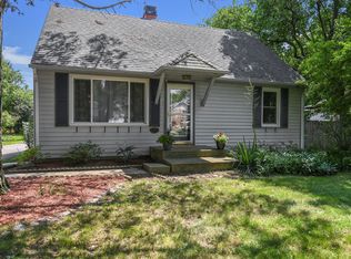 1010 Highland Ave, Wauconda, IL 60084