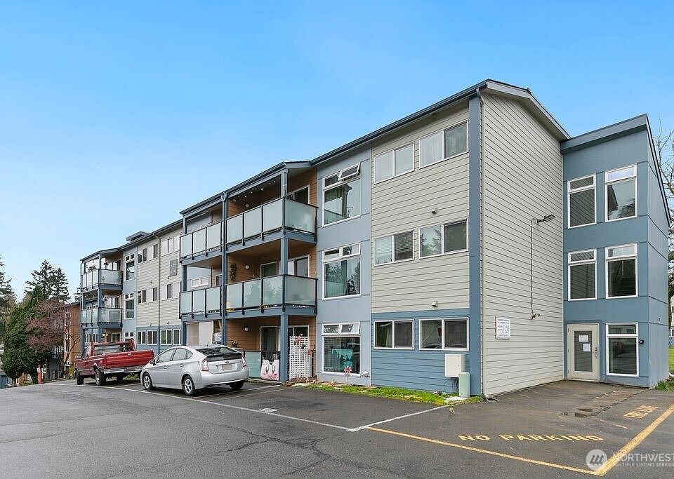 1st image of 15146 65th Avenue S #505
