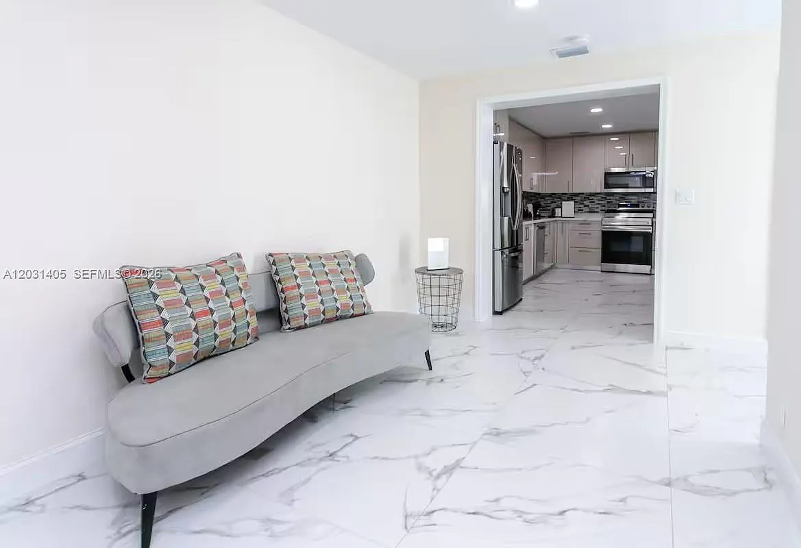 Hollywood Homesites Rev P — Photo 2