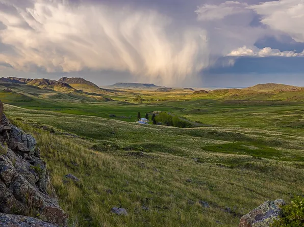 655 Mission Rd, Cascade, MT 59421