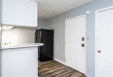 4th image of 200 Central Avenue Superior #333-15
