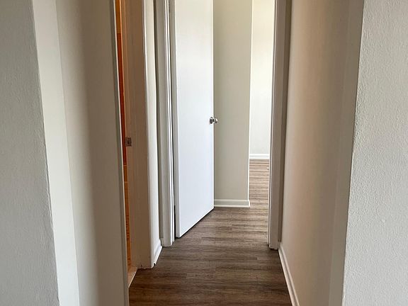 4th image of 115 N Hubert Ave