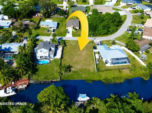 178 NE Dominican Terrace, Port St Lucie, FL 34983