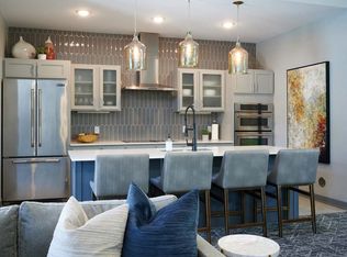 Valley Creek Apartments, Woodbury, MN 55125