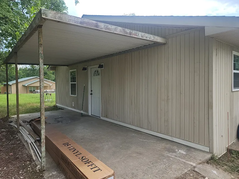 1367 Section Line Rd #A-1GARAGE — Photo 1
