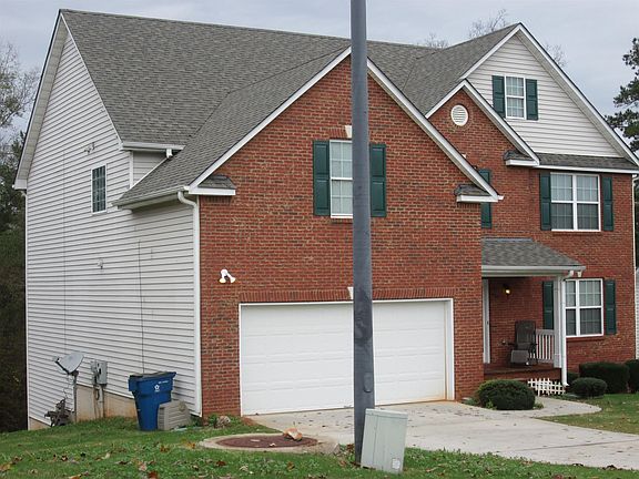 3rd image of 1213 River Rush Ln NE