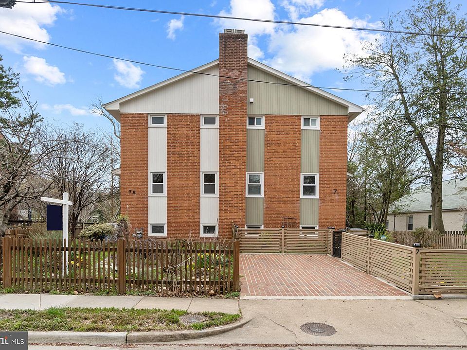 1st image of 7 E Howell Ave #A