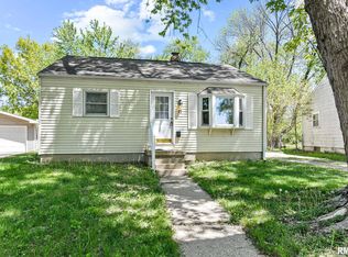 17 Bonnie Ct, Springfield, IL 62704