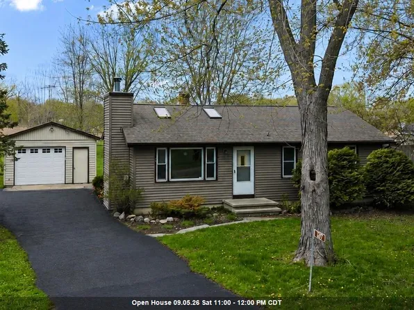 607 Hunters Point Rd, Neenah, WI 54956
