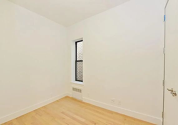 5th image of 255 W 22nd St APT 6B