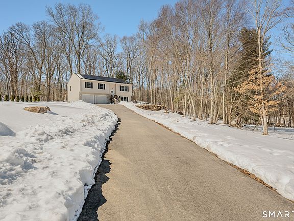 4th image of 19 Moxley Road