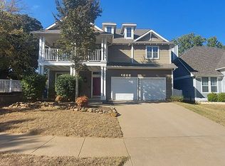 9933 Marthas Vineyard Cir, Aubrey, TX 76227