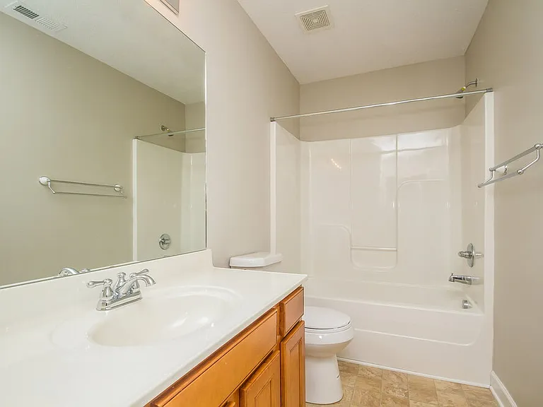 904 Summercrest Cv — Photo 13