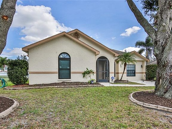 2nd image of 5849 Pauma Pl