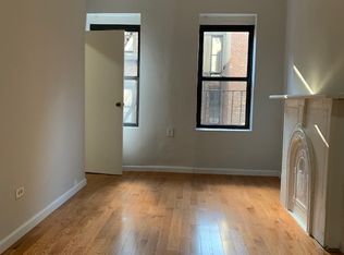 242 W 16th St APT 4R, New York, NY 10011