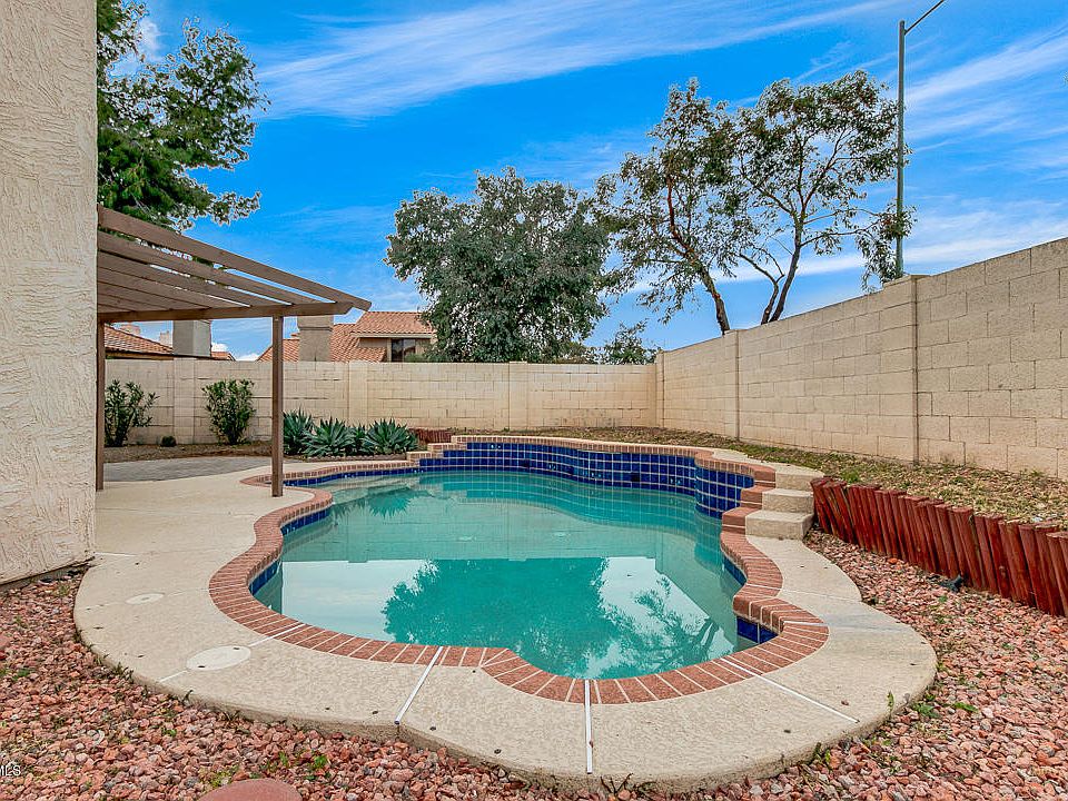 1st image of 4508 E Villa Theresa Dr