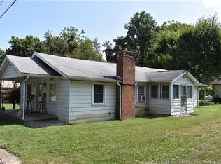 77 Muse St, Waynesville, NC 28786