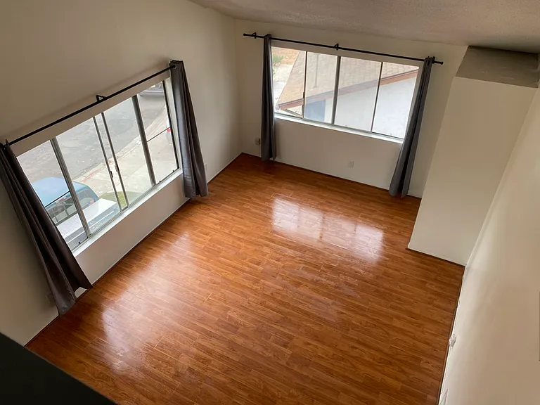 5060 Leo St — Photo 14