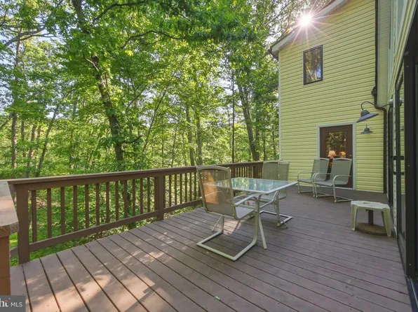 309 Locust Ln, Mount Jackson, VA 22842
