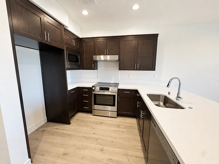 4818 Dolcetto Cmn — Photo 4
