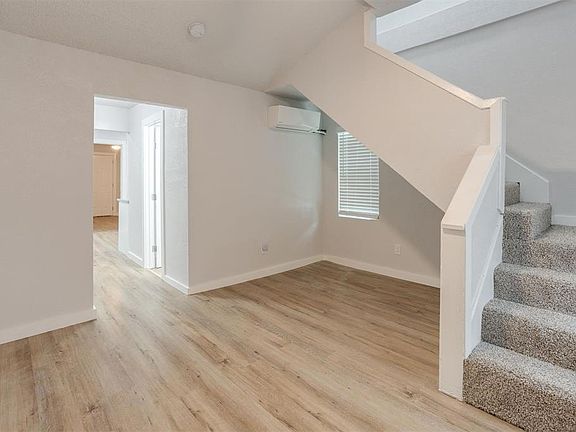 5th image of 3704 S Lee Ave