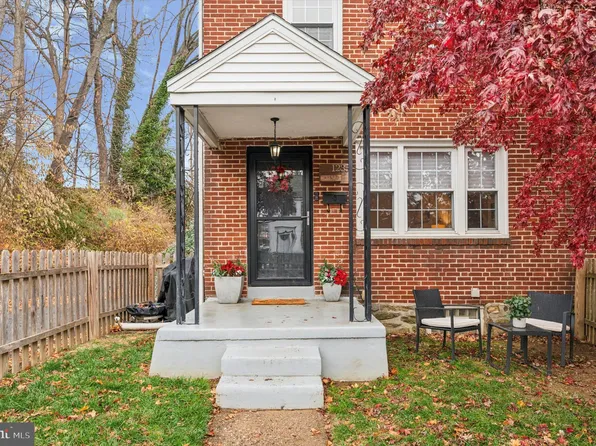 1235 Cobbs St, Drexel Hill, PA 19026