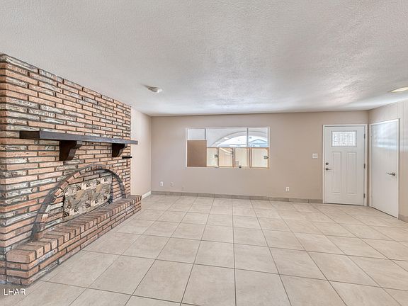 4th image of 1159 Jasper Ave