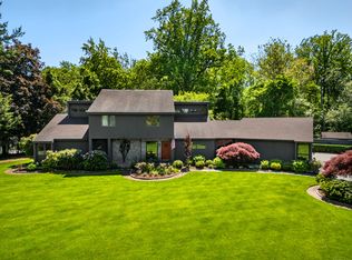 126 Wakeman Ln, Southport, CT 06890