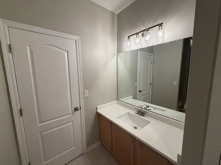 Master bathroom - upstairs - recently renovated