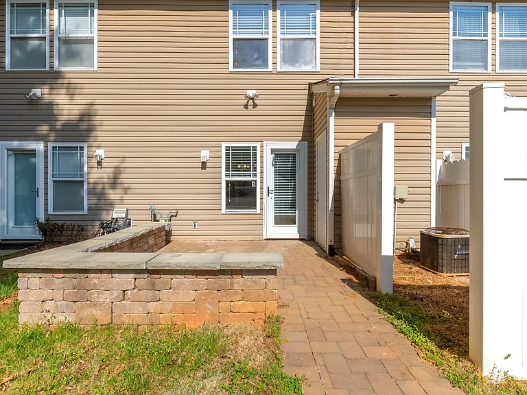 12308 Cross Meadow Rd — Photo 18