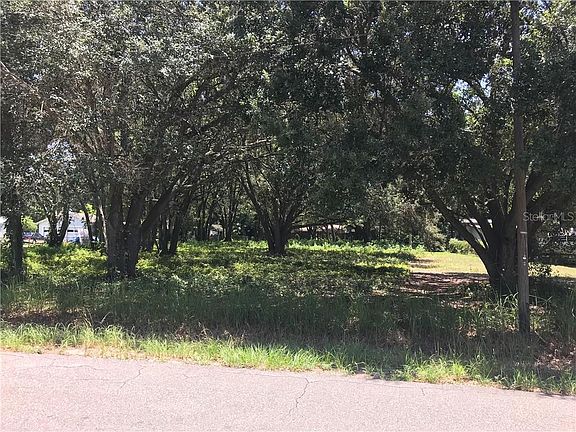4th image of 1906 Hobbs Rd