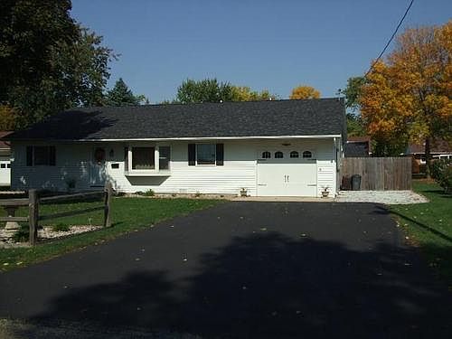 1st image of 311 E Park Ct