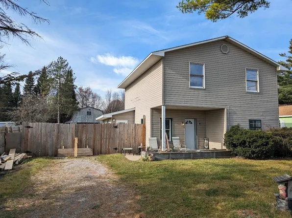 2295 N Huron Rd, Pinconning, MI 48650