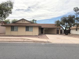 2734 S Longmore, Mesa, AZ 85202