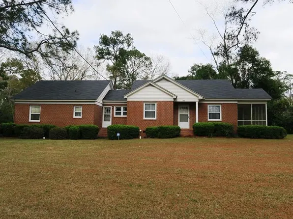 408 Dogwood Dr NE, Pelham, GA 31779