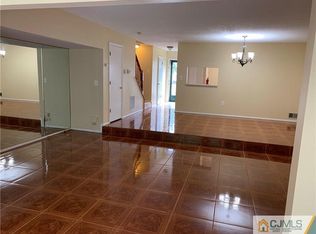 4 Albury Way, North Brunswick, NJ
