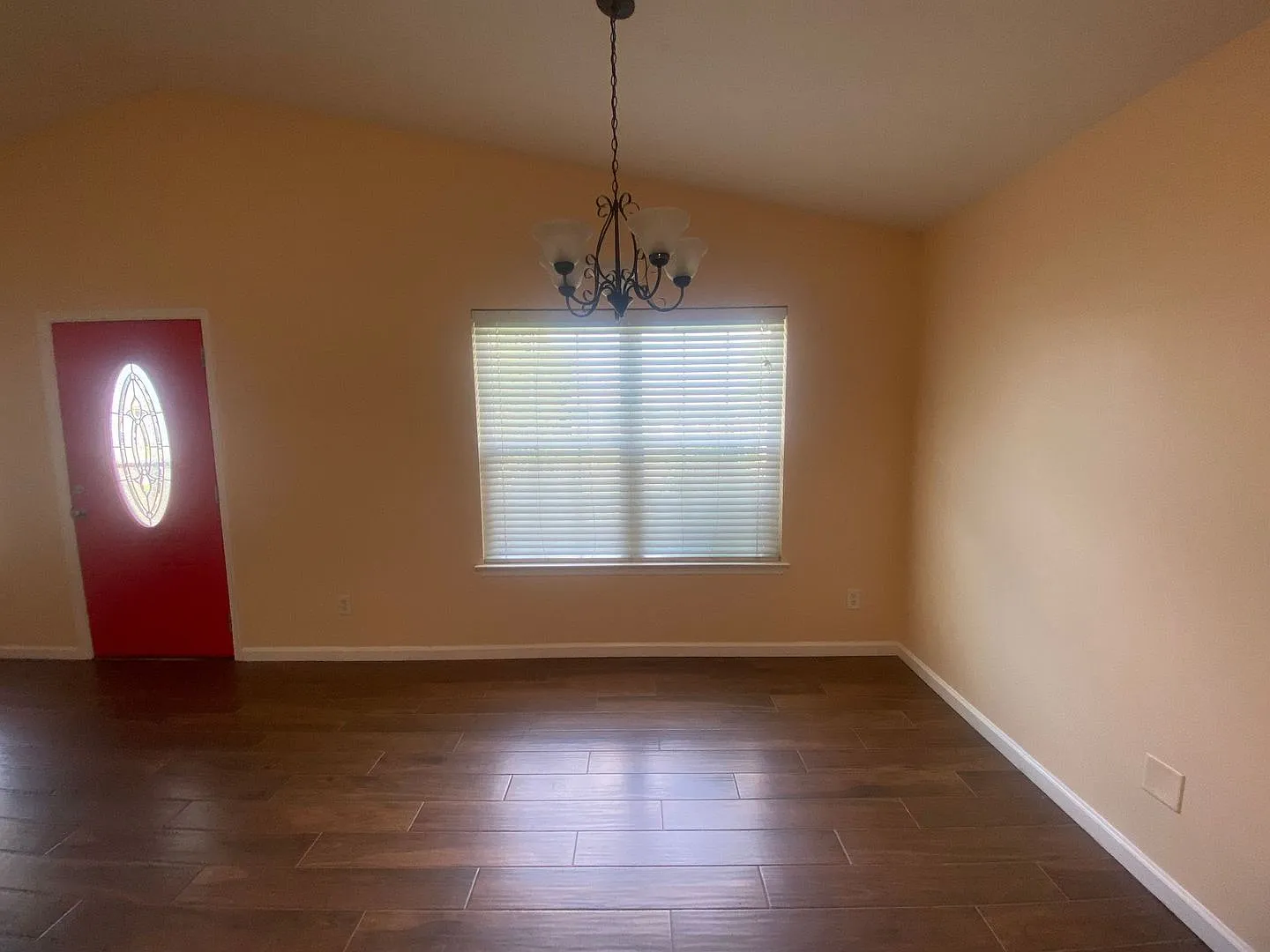 Efficient 3bed/2ba Home, Conveniently Located To Tyndall Afb! *1/2 Off Security Deposit For A-D M... — Photo 4