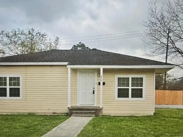 2017 3rd St, Galena Park, TX 77547