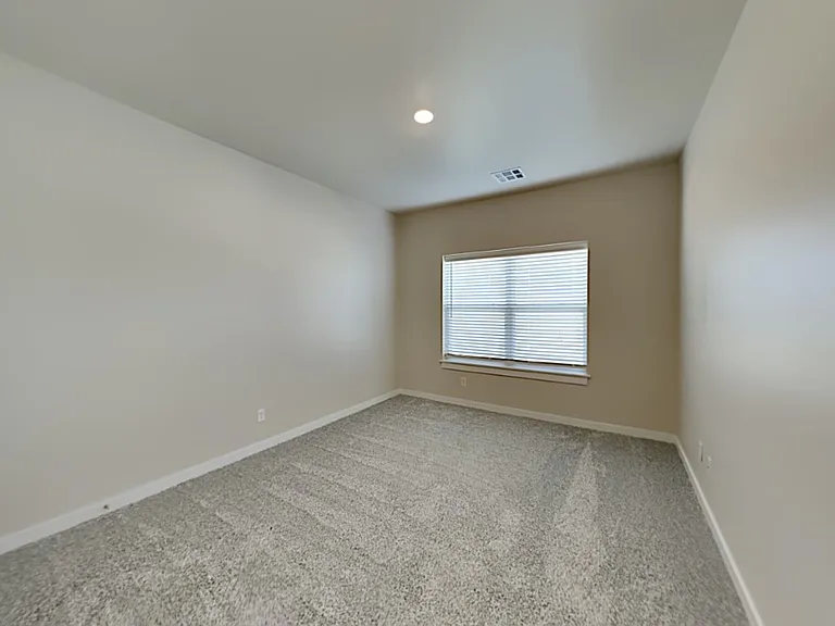 9904 Glover River Dr — Photo 15