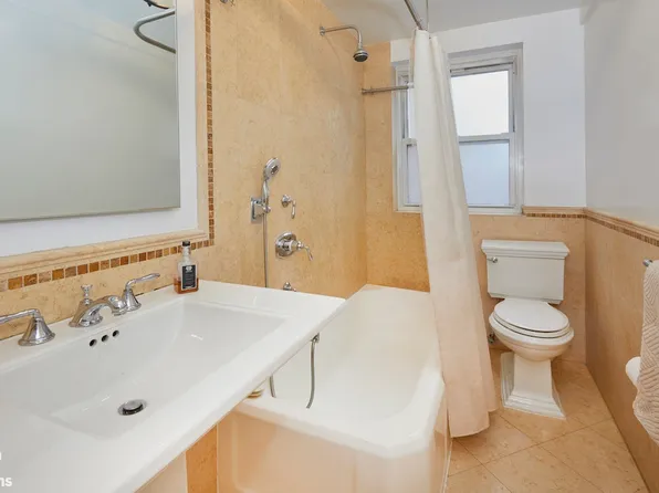 177 East 77th Street image 8 of 10