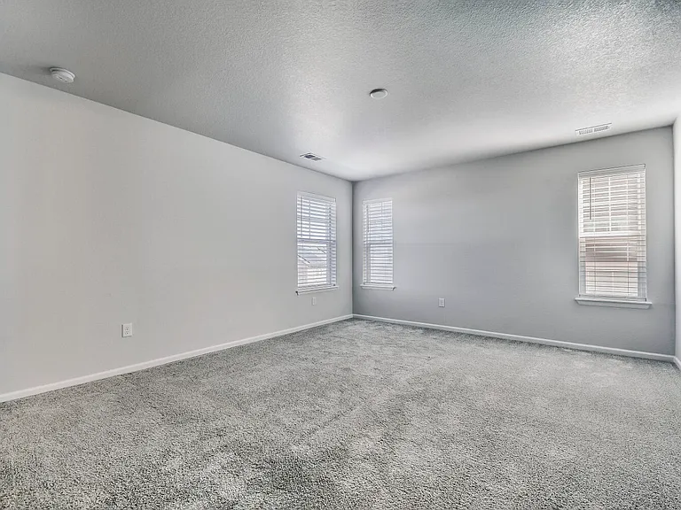 5724 S Fultondale Ct — Photo 14