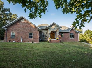 17471 Iris Rd, Neosho, MO 64850