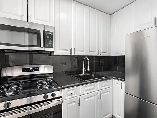 Rented by GoodRock Realty | media 14