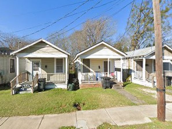 940 Eddie Robinson Sr Dr