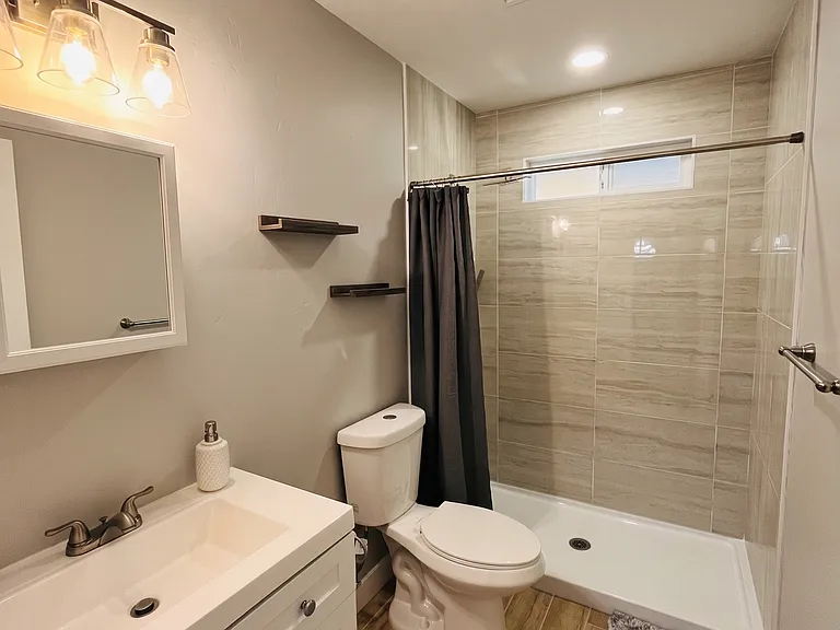 3410 Chamoune Ave — Photo 15