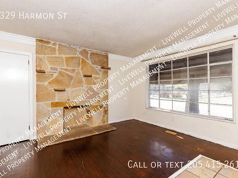 4329 Harmon St — Photo 8