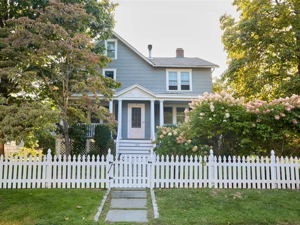 140 Carpenter Avenue, Sea Cliff, NY 11579